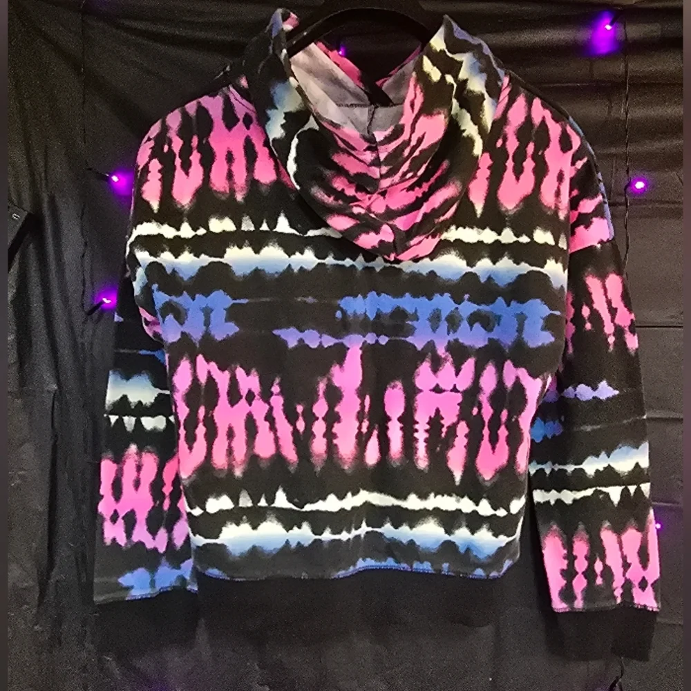 guc justice hooded sweater sz L